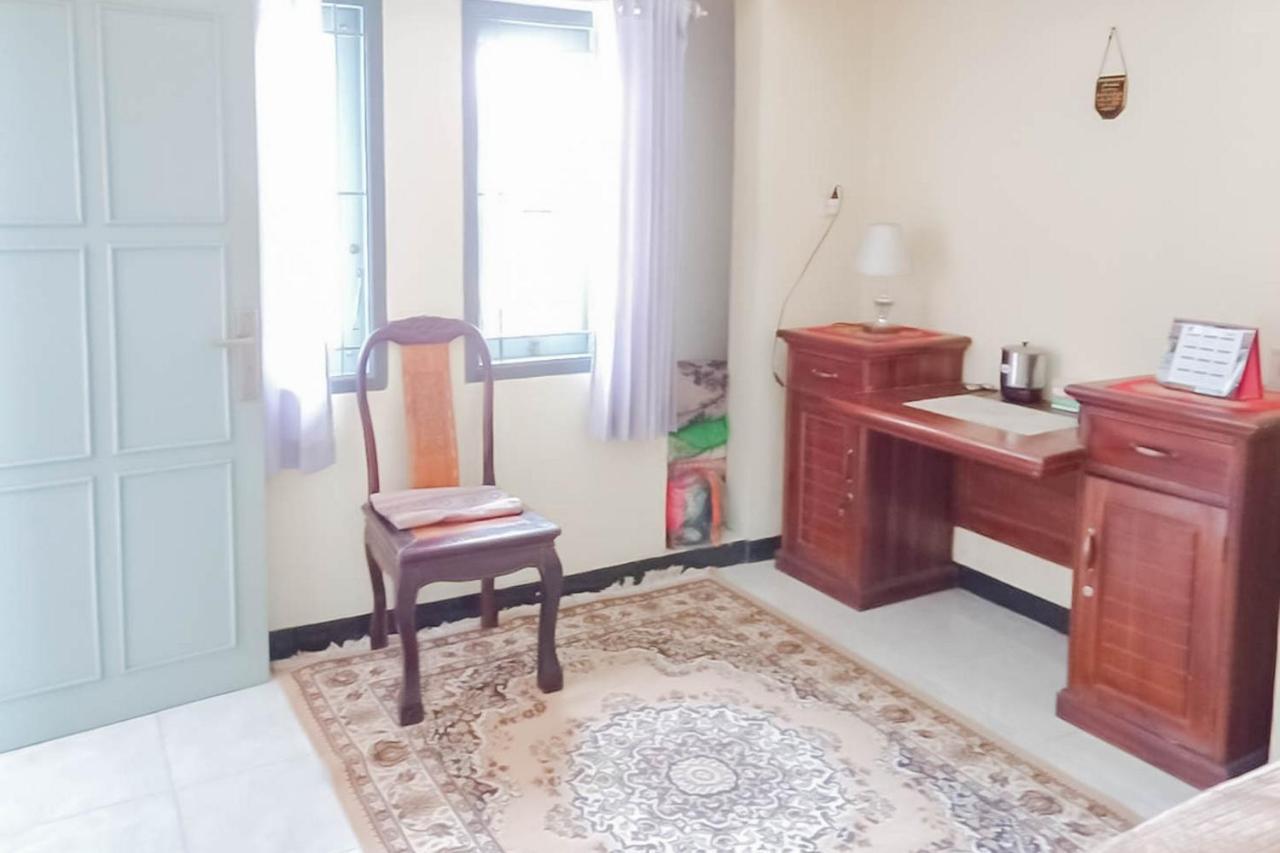 Triyoga Homestay Syariah Redpartner Sangkanurip Esterno foto