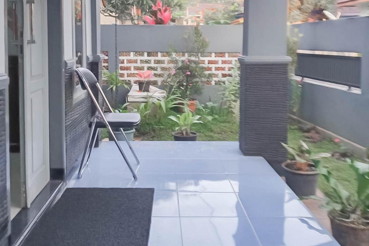 Triyoga Homestay Syariah Redpartner Sangkanurip Esterno foto